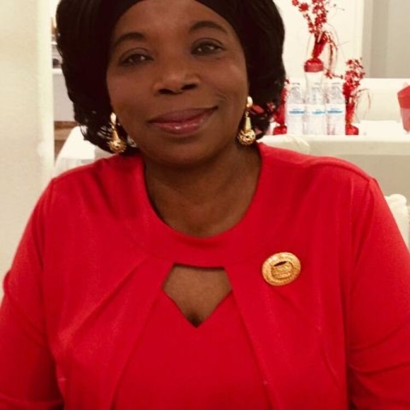 Meet your Posher, Rachel - Picture 1 of 1